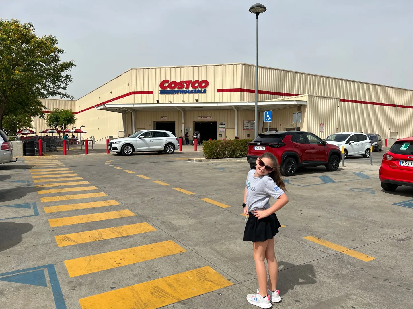 Child outside a Costco warehouse