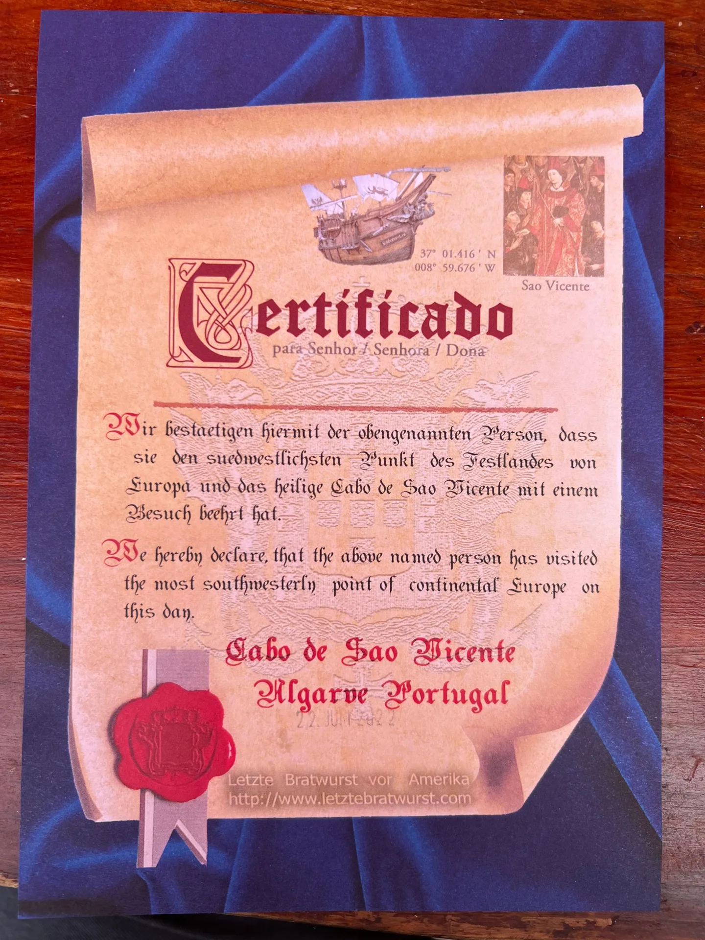 Decorative certificate printed in Portuguese